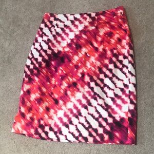 Printed pencil skirt